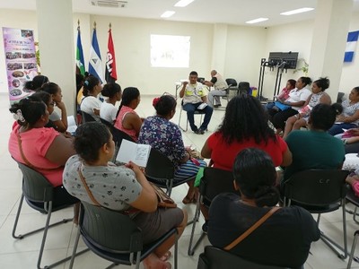 ABRIL-N70-IMG4